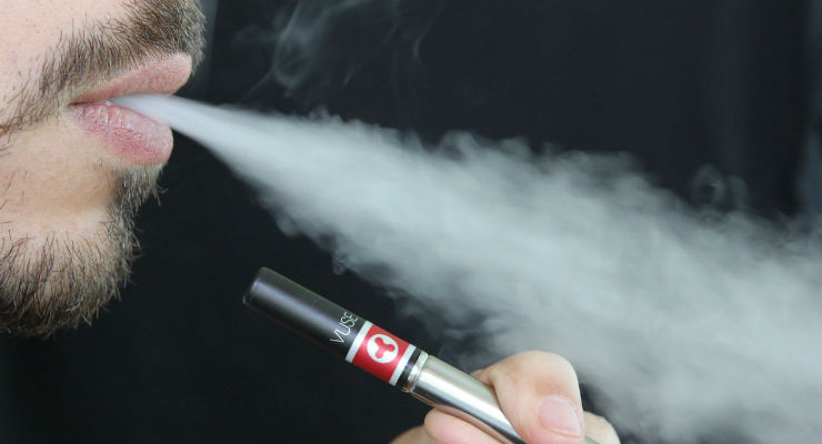 e liquide force vape swoke Vaping vs. smoking: Long-term effects, benefits, and risks